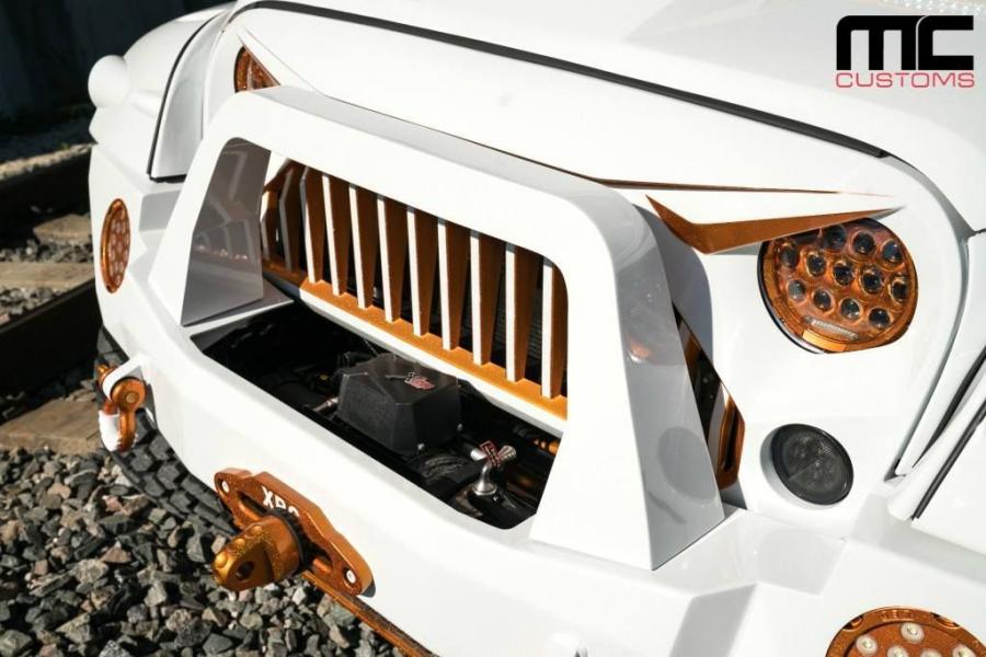 Детали экстерьера Jeep Wrangler Unlimited by MC Customs 2018 года  (фото 2 из 10)